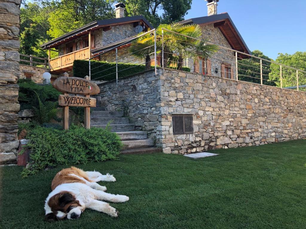 La Dolce Vita Chalet Massino Visconti Extérieur photo